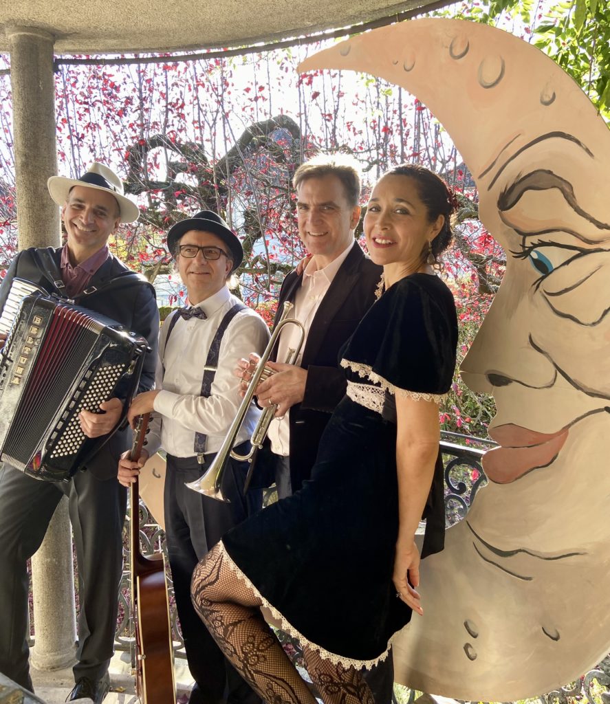 Papermoon Swing Combo